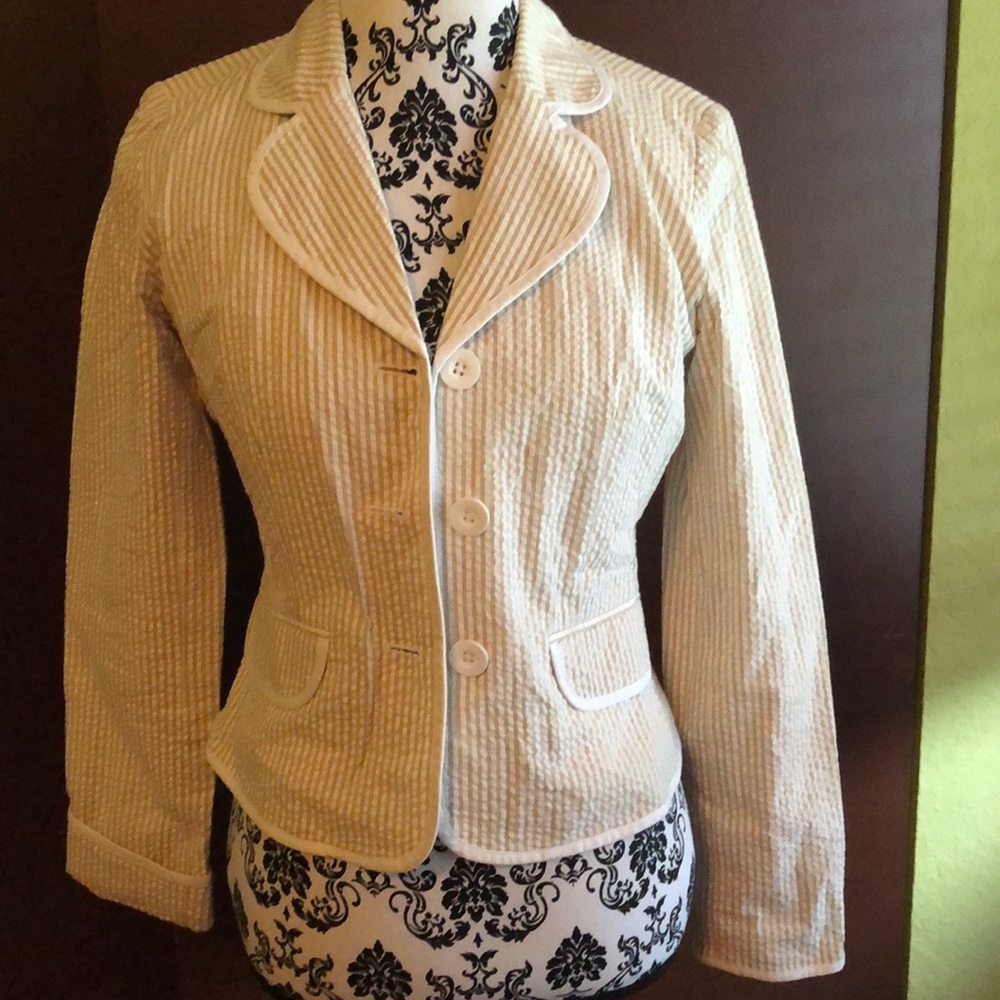 Seersucker fitted jacket